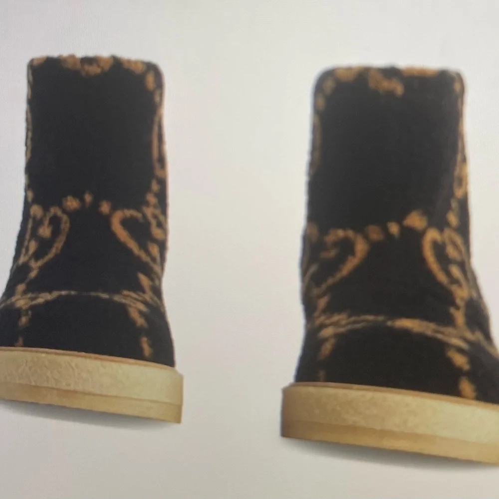 New authentic Gucci GG ankle boots - Picture 10 of 16